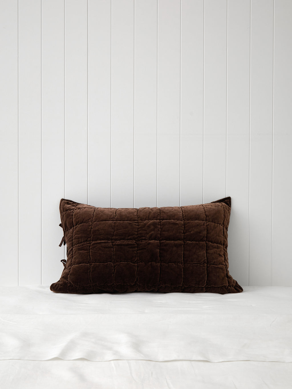Belvedere Velvet Standard Pillowcase | Cocoa-1