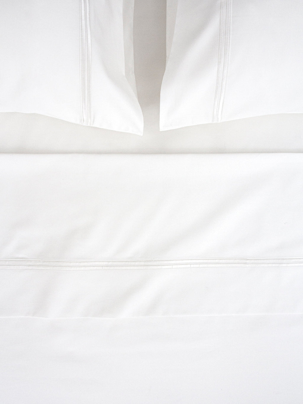 Monarch Flat Embroidery Sheet | White White-1