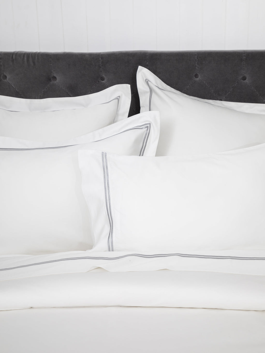 Monarch Long Duvet Cover Set | Grey White-2