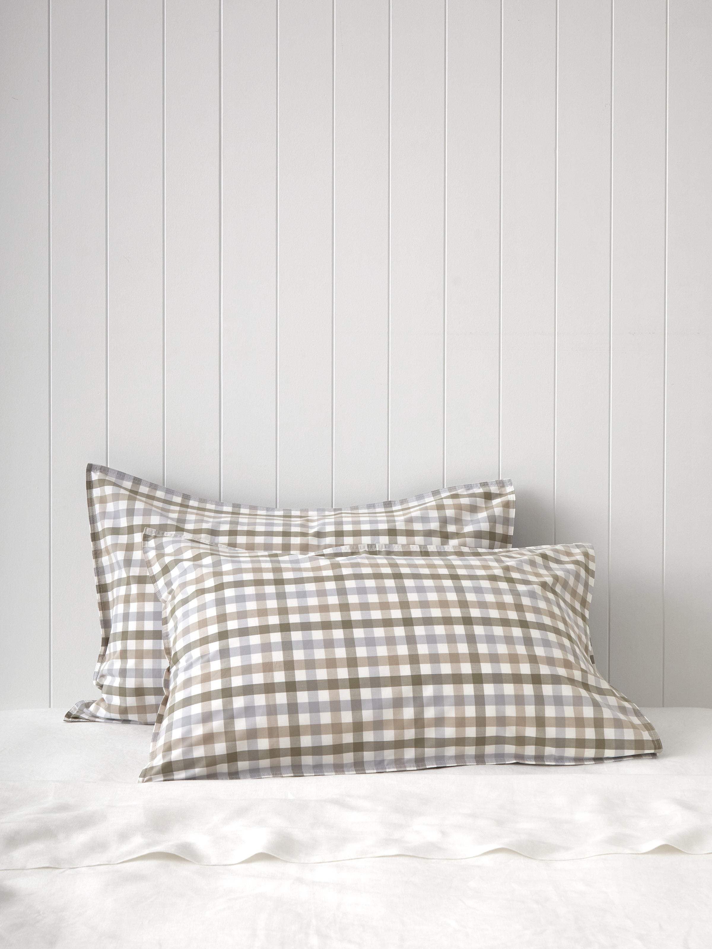 Portland Standard Pillowcase Set | Gingham-1