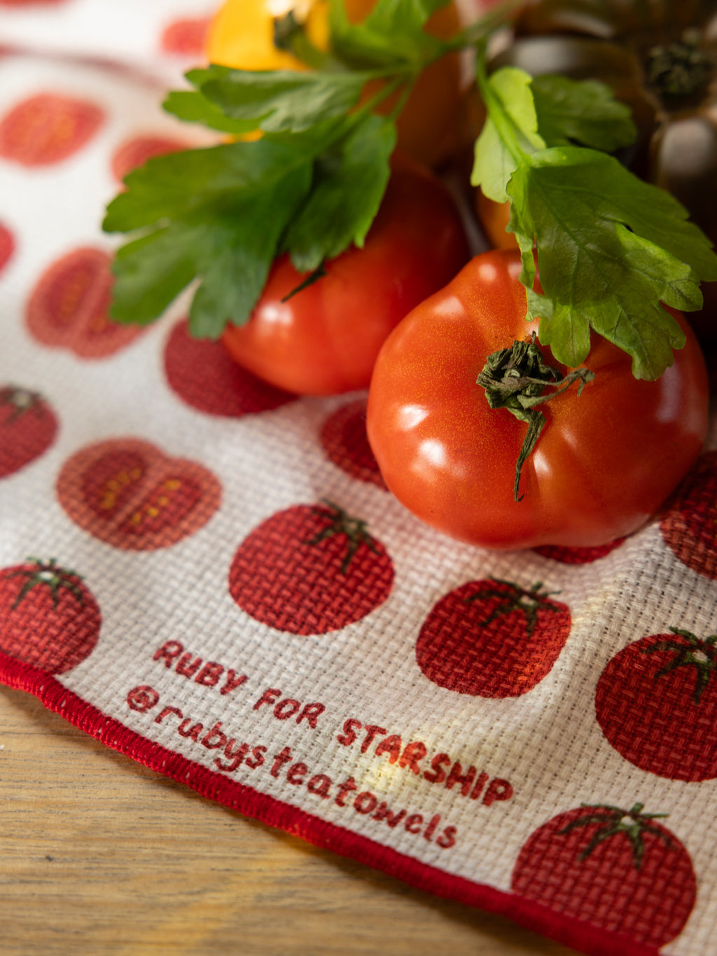 Starship Tomato Washcloth Set of 2 | Multi-3